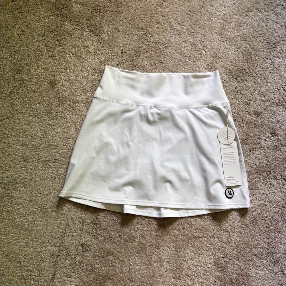 NWT Vuori White Skater Skirt medium tall